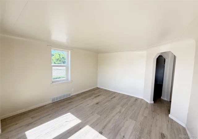 Photo 4 of Single family home for sale at 20730 Montrose Ave, Warren, MI 48089 | MLS# 20261045444 | Listing updated on 2026-10-19