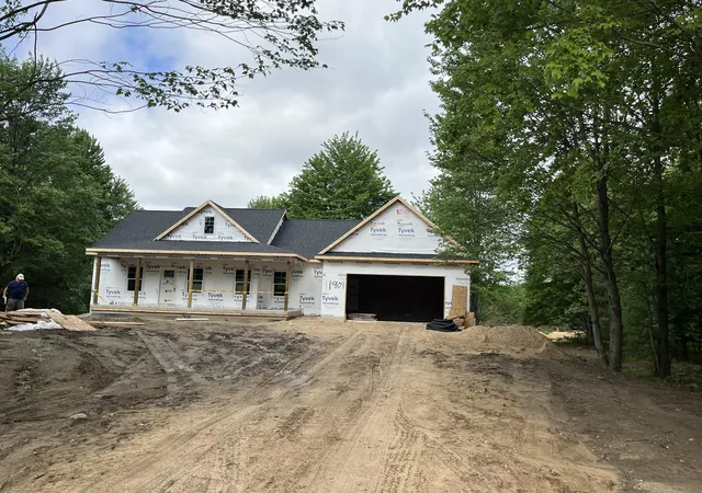 Photo 1 of Single family home for sale at 11909 Long Lake Dr Nw, Sparta, MI 49345 | MLS# 65026029763 | Listing updated on 2026-06-17
