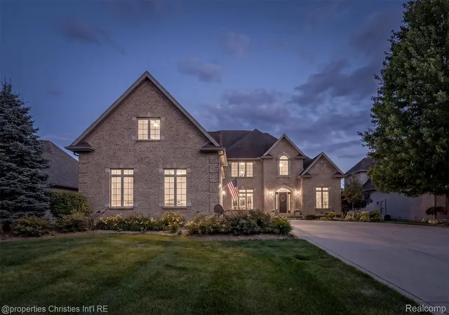 Photo 1 of Single family home for sale at 595 Ridge Point Dr, Dundee, MI 48131 | MLS# 20261045456 | Listing updated on 2026-09-12