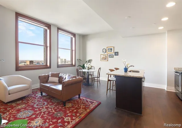Photo 3 of Condo for sale at 1 Park Ave #1511, Detroit, MI 48226 | MLS# 20261045463 | Listing updated on 2026-08-11