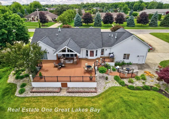 2nd image of 2530 N River Rd, Saginaw, MI 48609 | MLS# 61050211658