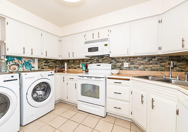 5th image of 4040 Greenleaf Cir #408, Kalamazoo, MI 49008 | MLS# 66026029786