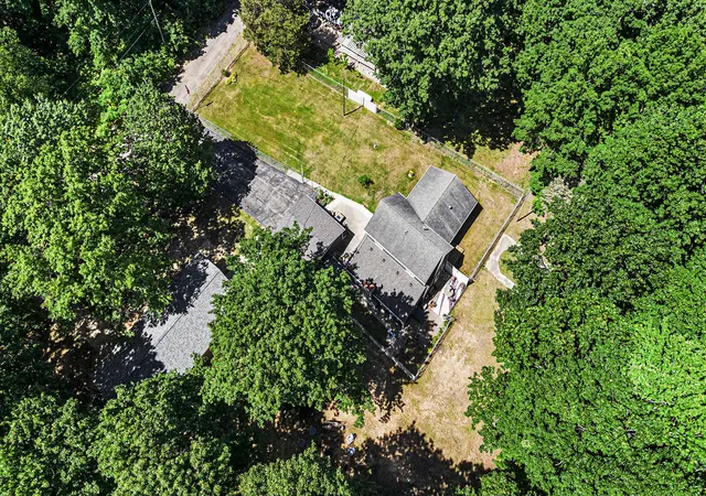 40th image of 17566 Blue Star Memorial Hwy, South Haven, MI 49090 | MLS# 65026029787