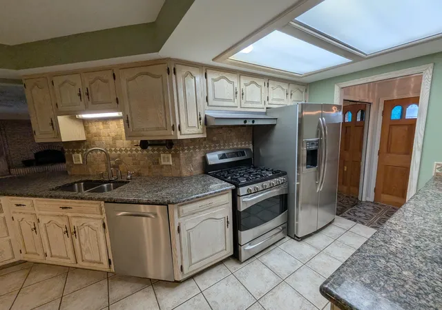 image of 11235 Common Rd, Warren, MI 48093 | MLS# 81026029790