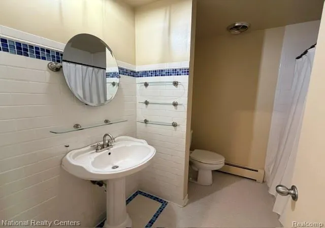 Photo 2 of Condo for sale at 4913 Crooks Rd #G5, Royal Oak, MI 48073 | MLS# 20261045482 | Listing updated on 2026-09-16