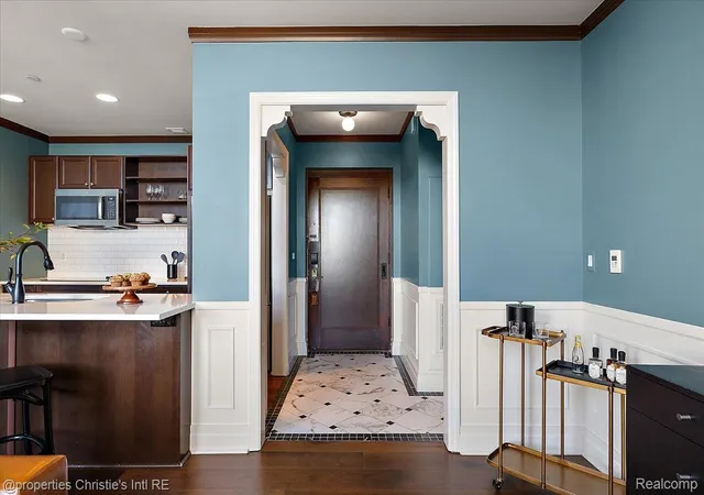 Photo 4 of Condo for sale at 1 Park Ave #1415, Detroit, MI 48226 | MLS# 20261045485 | Listing updated on 2026-08-11