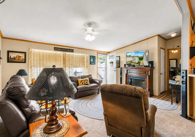 Photo 3 of Single family home for sale at 29311 Hidden River Dr, Gibraltar, MI 48173 | MLS# 20261045471 | Listing updated on 2026-06-19