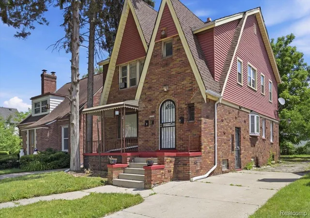 3rd image of 13572 Saint Marys St, Detroit, MI 48227 | MLS# 20261045472