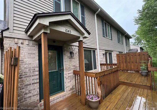 1st image of 1043 Old Leake Ct, Holly, MI 48442 | MLS# 20261045508