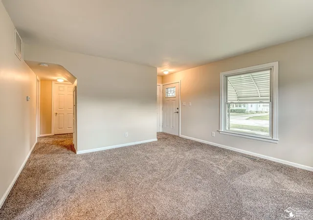 Photo 3 of Single family home for sale at 713 Roeder St, Monroe, MI 48161 | MLS# 57050211676 | Listing updated on 2026-06-19