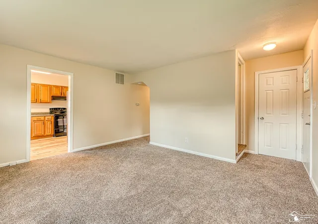 Photo 4 of Single family home for sale at 713 Roeder St, Monroe, MI 48161 | MLS# 57050211676 | Listing updated on 2026-06-19