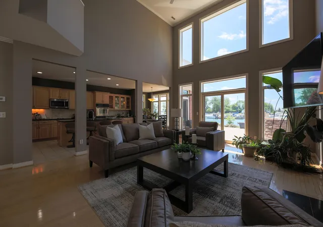 Listing Photo 5 - Condo for sale in building located at 229 Keelson Dr, Detroit, MI 48215 - Unit #11