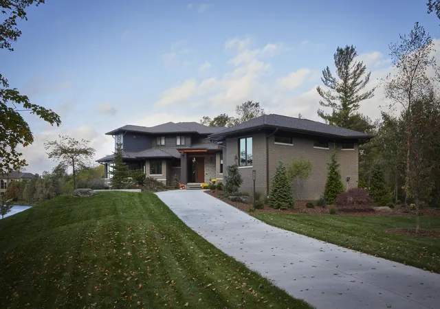 Photo 2 of Single family home for sale at 3081 Overridge Dr, Ann Arbor, MI 48104 | MLS# 81026029818 | Listing updated on 2026-09-05