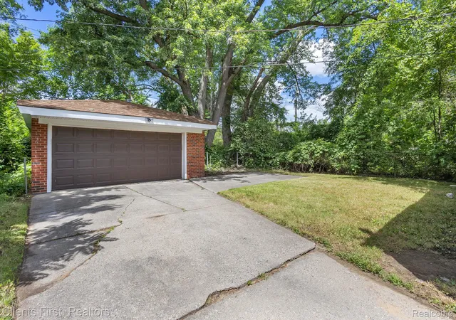 5th image of 19963 Goulburn St, Detroit, MI 48205 | MLS# 20261045522