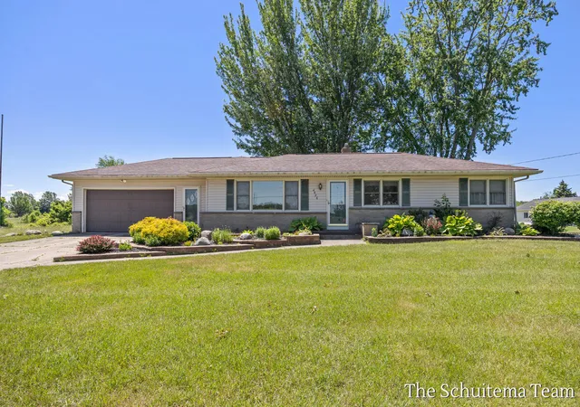 2nd image of 4526 Bauer Rd, Hudsonville, MI 49426 | MLS# 65026029833