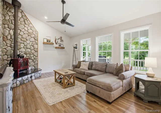 Photo 2 of Single family home for sale at 5739 Suntar Valley Dr, Fowlerville, MI 48836 | MLS# 20261045548 | Listing updated on 2026-06-20