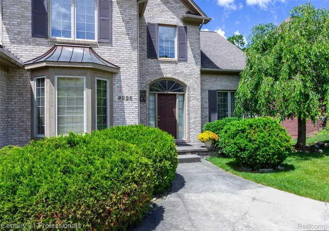 3rd image of 8225 Brookstone Ln, Clarkston, MI 48348 | MLS# 20261045571