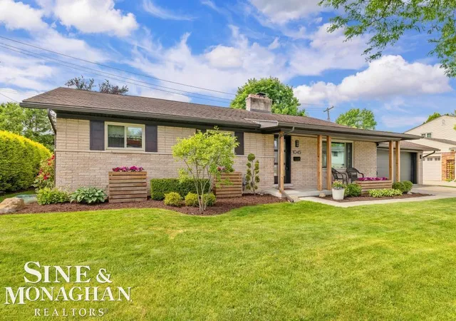 1st image of 1045 Marian Ct, Grosse Pointe Woods, MI 48236 | MLS# 58050211701