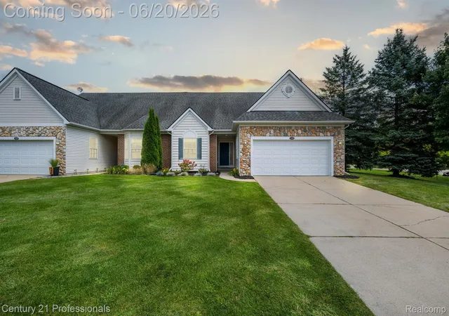 2nd image of 3305 Grove Ln, Auburn Hills, MI 48326 | MLS# 20261045585