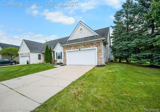 3rd image of 3305 Grove Ln, Auburn Hills, MI 48326 | MLS# 20261045585