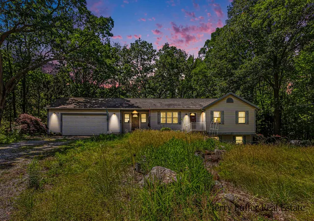 Photo 1 of Single family home for sale at 12253 Rich St, Grand Haven, MI 49417 | MLS# 71026029876 | Listing updated on 2026-09-18