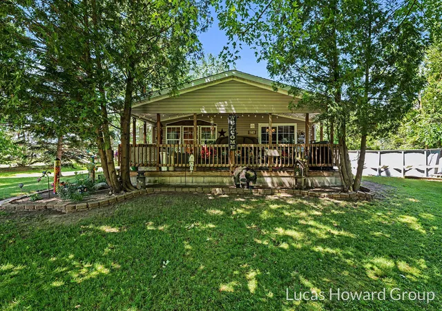 2nd image of 8746 S Shepherd Rd, Shepherd, MI 48883 | MLS# 65026029885