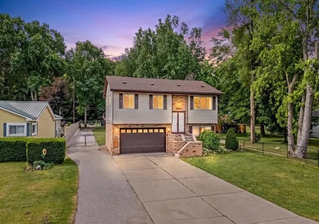 1st image of 39001 Wade Rd, Romulus, MI 48174 | MLS# 81026029891