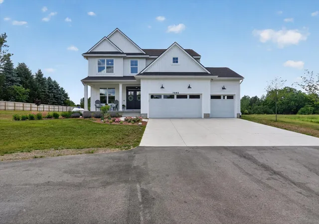 Homes for sale in Howell City Livingston, MI | 7895 Oak Grove Rd, Howell City Livingston, MI 48855 | MLS# 71026029904