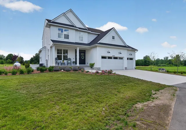 Homes for sale in Howell City Livingston, MI | 7895 Oak Grove Rd, Howell City Livingston, MI 48855 | MLS# 71026029904