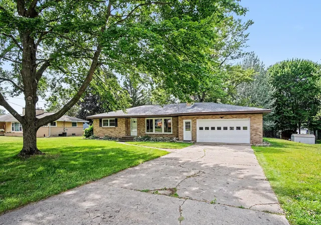 Homes for sale in Allendale Charter Township Ottawa, MI | 11351 Brown Ave, Allendale Charter Township Ottawa, MI 49401 | MLS# 65026029903