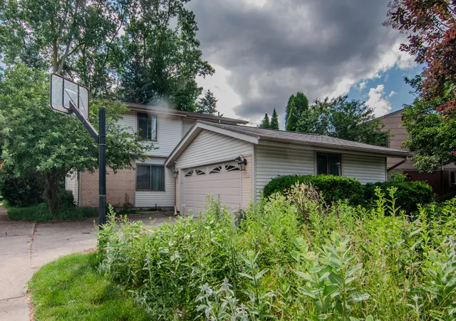 Homes for sale in East Lansing, MI | 1325 Chartwell Carriage Wy S, East Lansing, MI 48823 | MLS# 81026029909