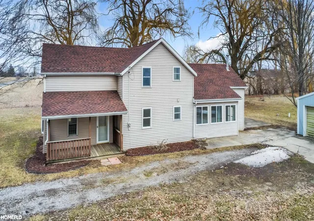 Homes for sale in Ingersoll Township Midland, MI | 2818 E Brooks Rd, Ingersoll Township Midland, MI 48623 | MLS# 61050211727