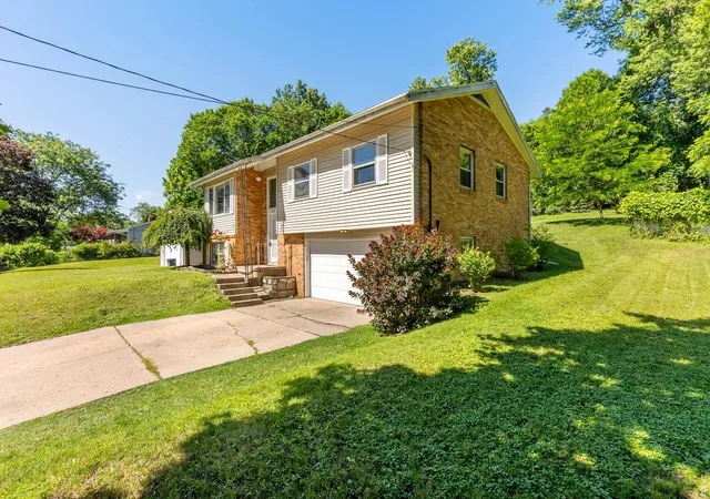 2nd image of 1133 Dick Ave Nw, Grand Rapids, MI 49504 | MLS# 65026029919