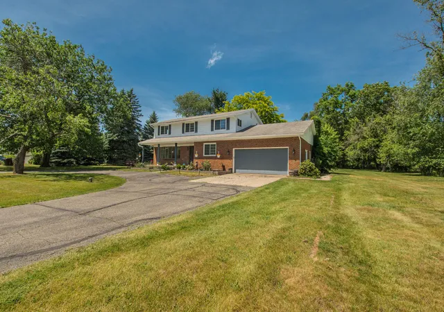 4th image of 5120 Hensley Dr, Ann Arbor, MI 48103 | MLS# 81026029926