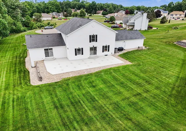 28th image of 31 E Suttons Rdg, Battle Creek, MI 49014 | MLS# 64026029928