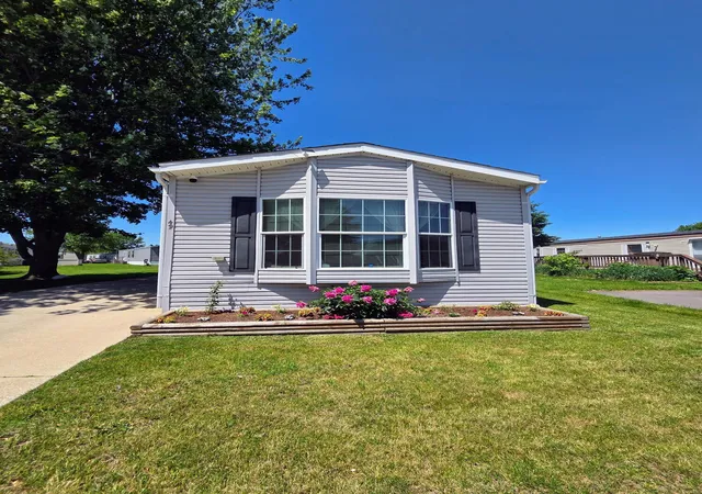 Homes for sale in Ypsilanti Charter Township Washtenaw, MI | 6988 Mckean Rd #49, Ypsilanti Charter Township Washtenaw, MI 48197 | MLS# 81026029937