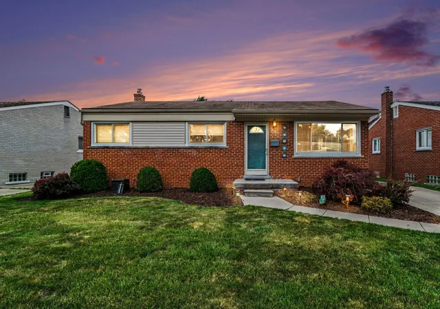 Photo 1 of Single family home for sale at 32413 Greenlawn St, Saint Clair Shores, MI 48082 | MLS# 81026029948 | Listing updated on 2026-06-20