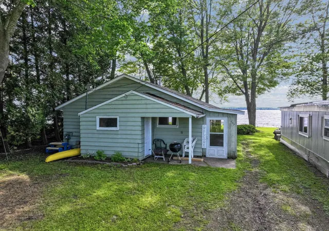 Homes for sale in Cherry Grove Township Wexford, MI | 657 E Lake Mitchell Dr, Cherry Grove Township Wexford, MI 49601 | MLS# 78080069831