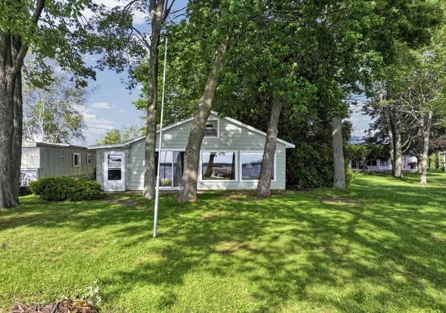 Homes for sale in Cherry Grove Township Wexford, MI | 657 E Lake Mitchell Dr, Cherry Grove Township Wexford, MI 49601 | MLS# 78080069831
