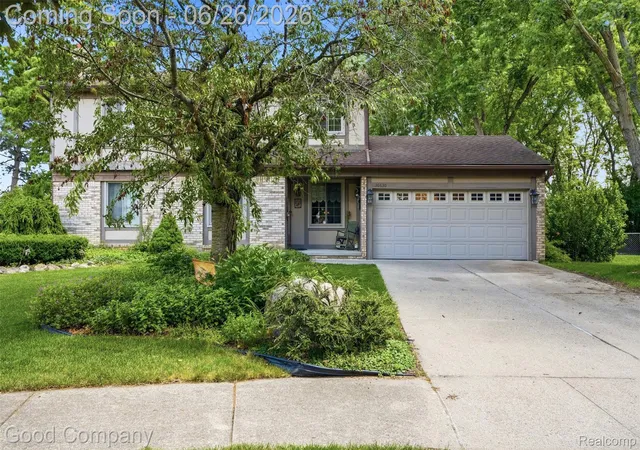3rd image of 38630 Meeting House Ln, Livonia, MI 48154 | MLS# 20261045717