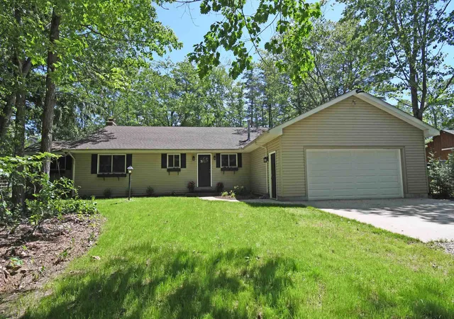 Homes for sale in Greenbush Township Alcona, MI | 4927 S Us 23, Greenbush Township Alcona, MI 48738 | MLS# 77080069838