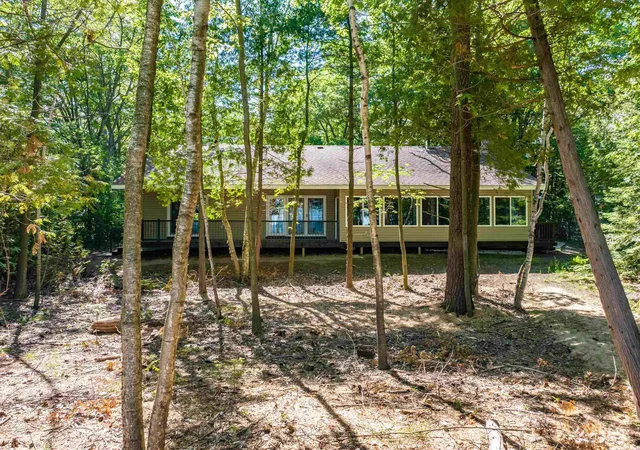 Photo 2 of Single family home for sale at 4927 S Us 23, Harrisville, MI 48740 | MLS# 77080069838 | Listing updated on 2026-09-14
