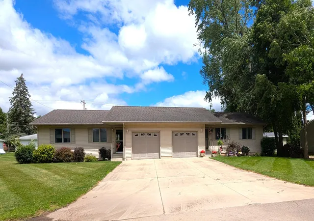 1st image of 202 206 Farwell Ave, Sturgis, MI 49091 | MLS# 68026029986
