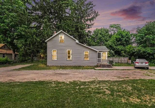4th image of 760 Scott St, Muskegon, MI 49442 | MLS# 65026029993