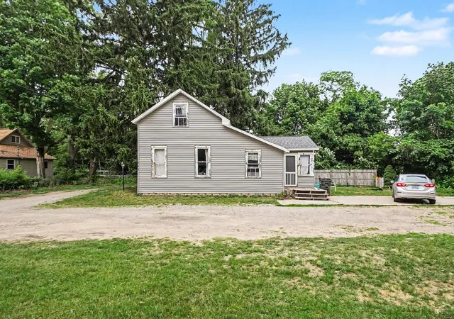 5th image of 760 Scott St, Muskegon, MI 49442 | MLS# 65026029993