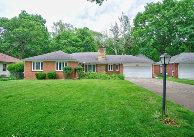 Photo 1 of Single family home for sale at 1253 Levant St, Jackson, MI 49203 | MLS# 55026030001 | Listing updated on 2026-06-17