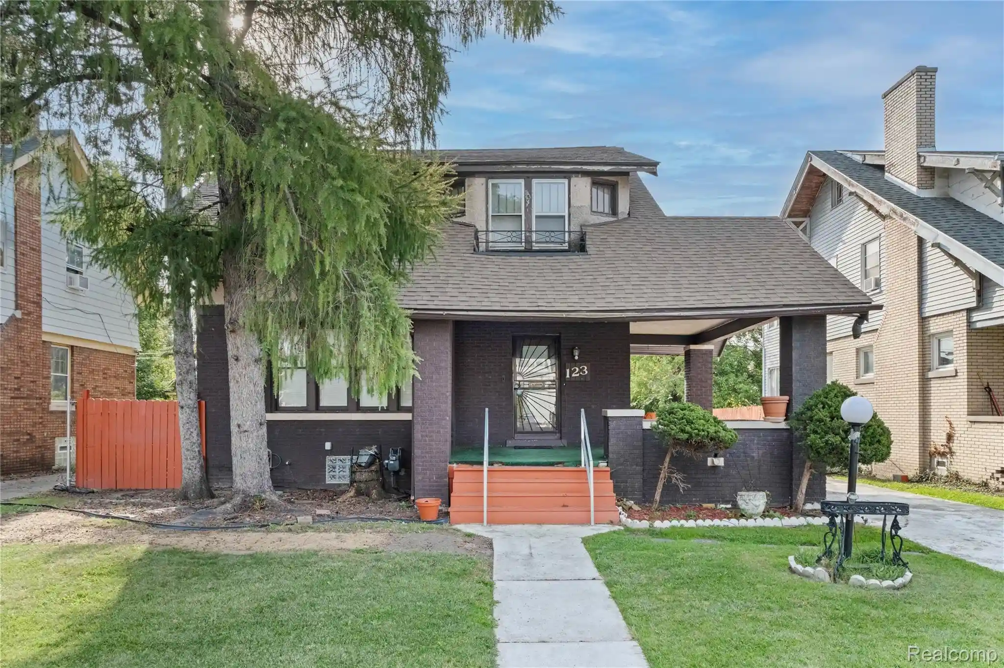 Photo 1 of Single family home for sale at 123 Moss St, Highland Park, MI 48203 | MLS# 20261045755 | Listing updated on 2026-10-12