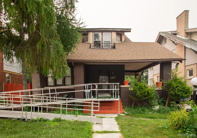2nd image of 123 Moss St, Highland Park, MI 48203 | MLS# 20261045755