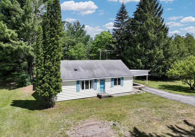 Homes for sale in Caldwell Township Missaukee, MI | 6422 Broadway St, Caldwell Township Missaukee, MI 49651 | MLS# 78080069841