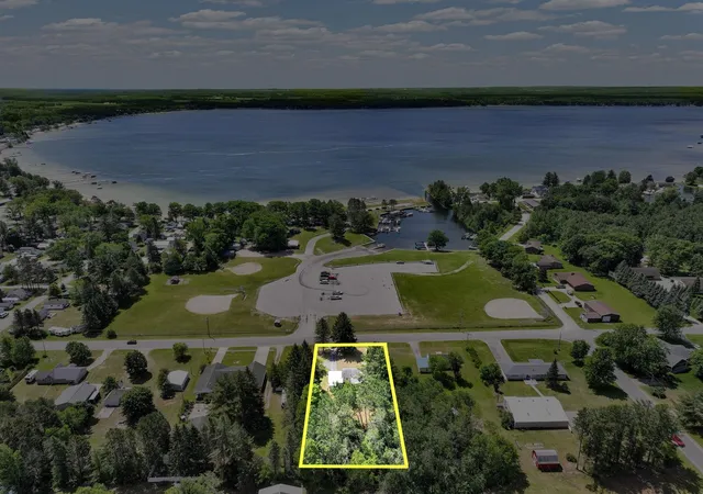 Homes for sale in Caldwell Township Missaukee, MI | 6422 Broadway St, Caldwell Township Missaukee, MI 49651 | MLS# 78080069841
